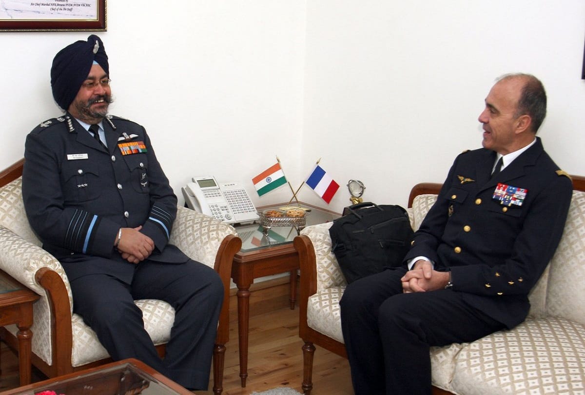 rajasthan jodhpur france air force chief will fly tejas 