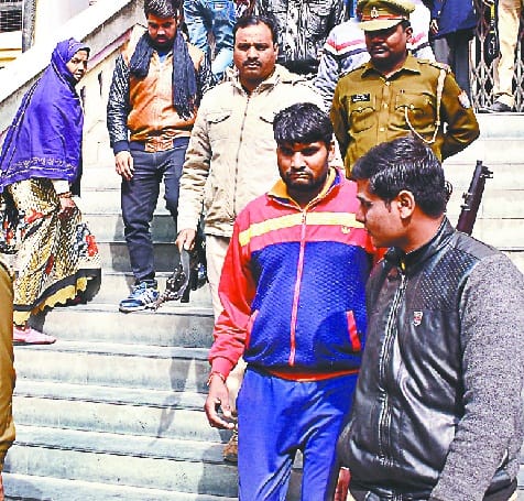 kukhyaat bola, tu gavaahi de mai karuga tera khaatma