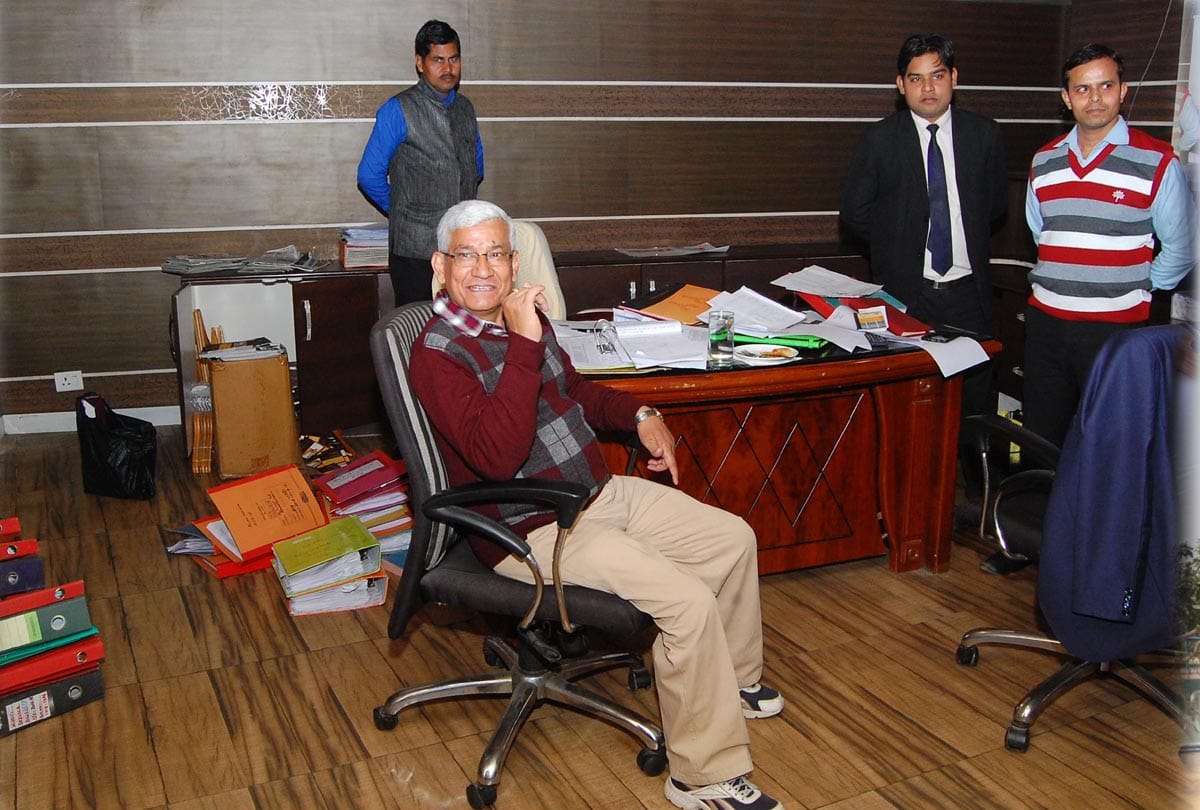 Income tax scam on owner of Blue World kanpur