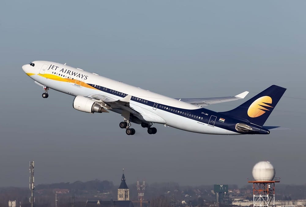 jet airways flight 9W-2624 collided with a bird in rajasthan-s udaipur 