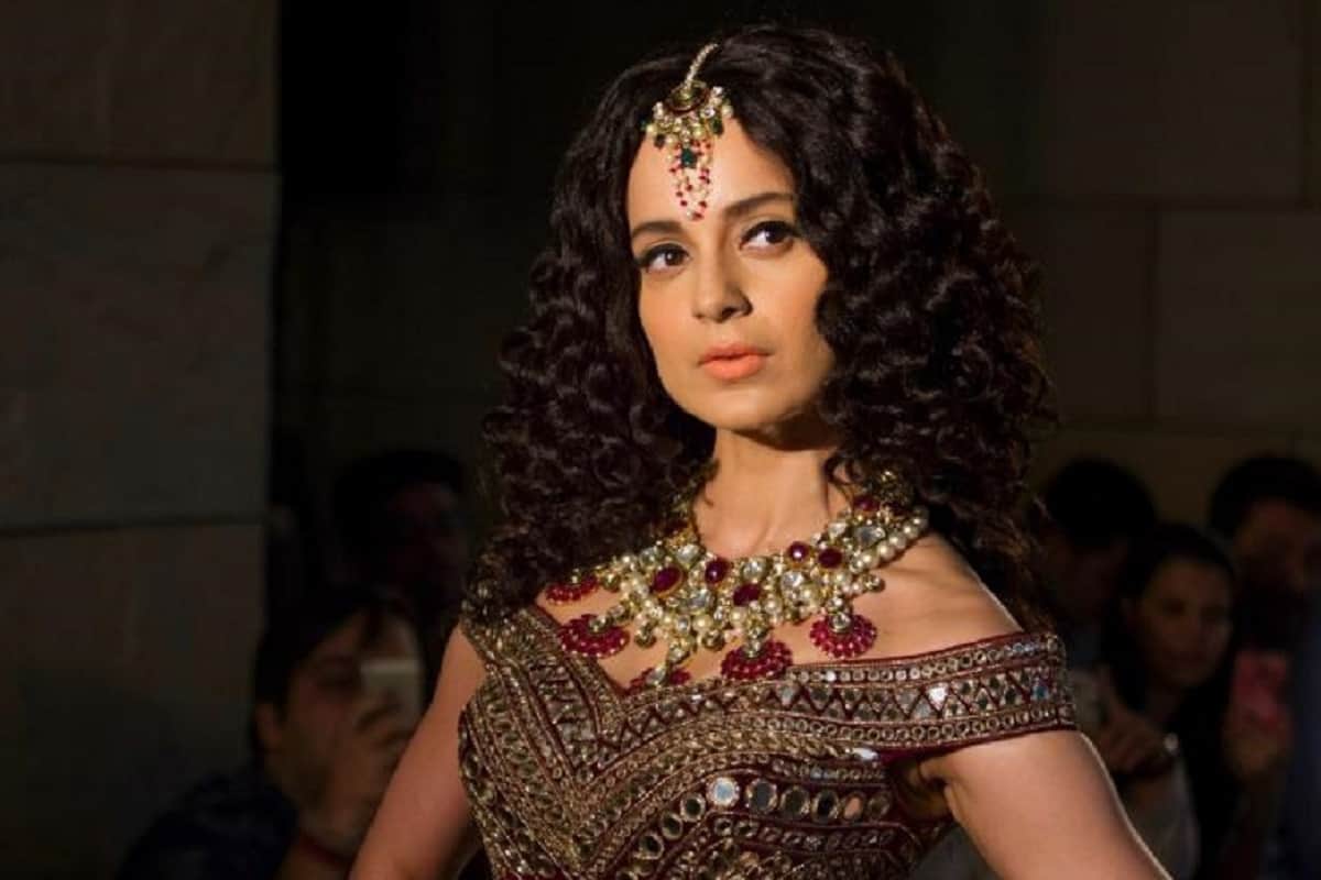 Manikarnika kangana ranaut makes temple at her home town dhavoi