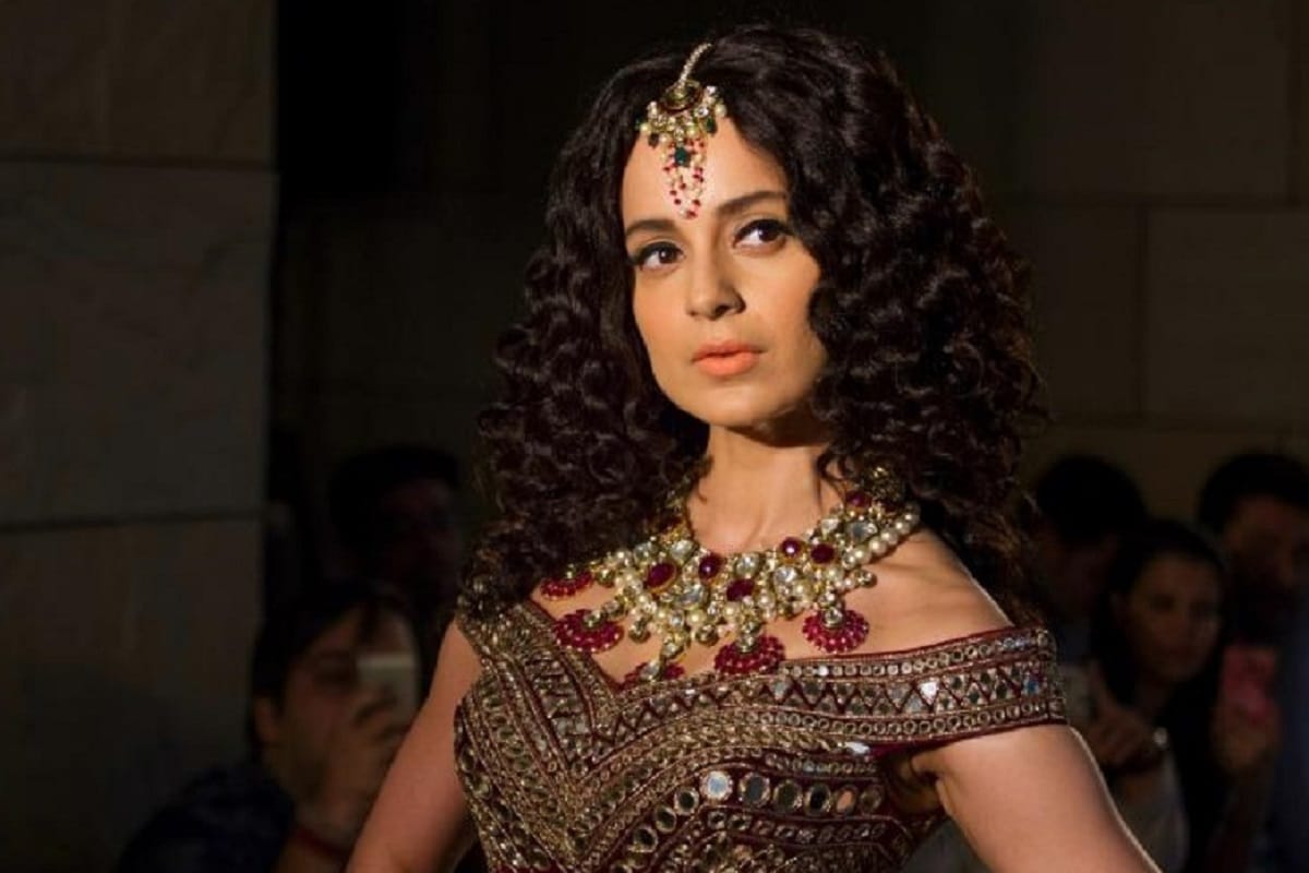 Manikarnika kangana ranaut makes temple at her home town dhavoi