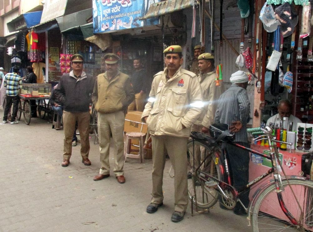 arms licence canceled main accused of kasganj riots  