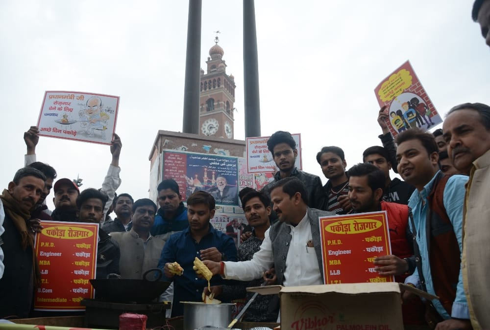 unemployed youngsters sell pakoda in lucknow to protest pm modi remark.