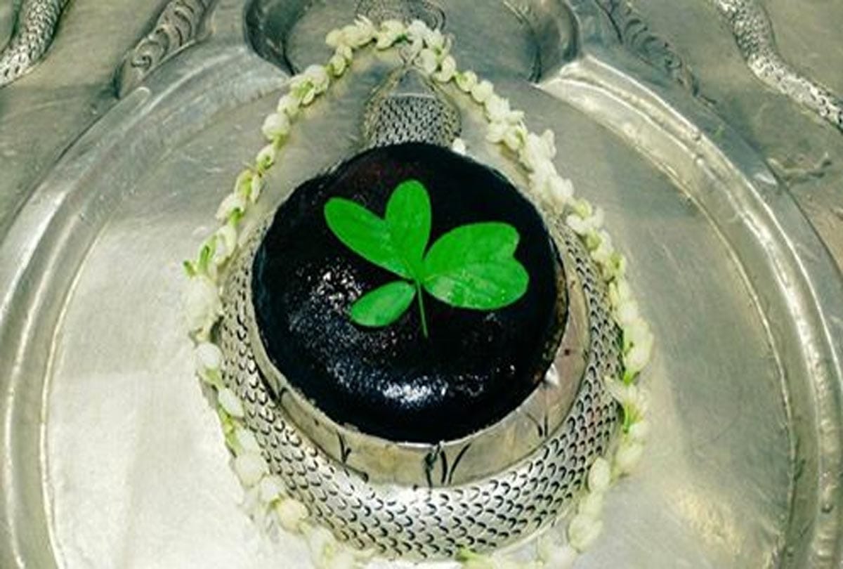 doors of the temple will open at two o'clock on Maha Shivratri 