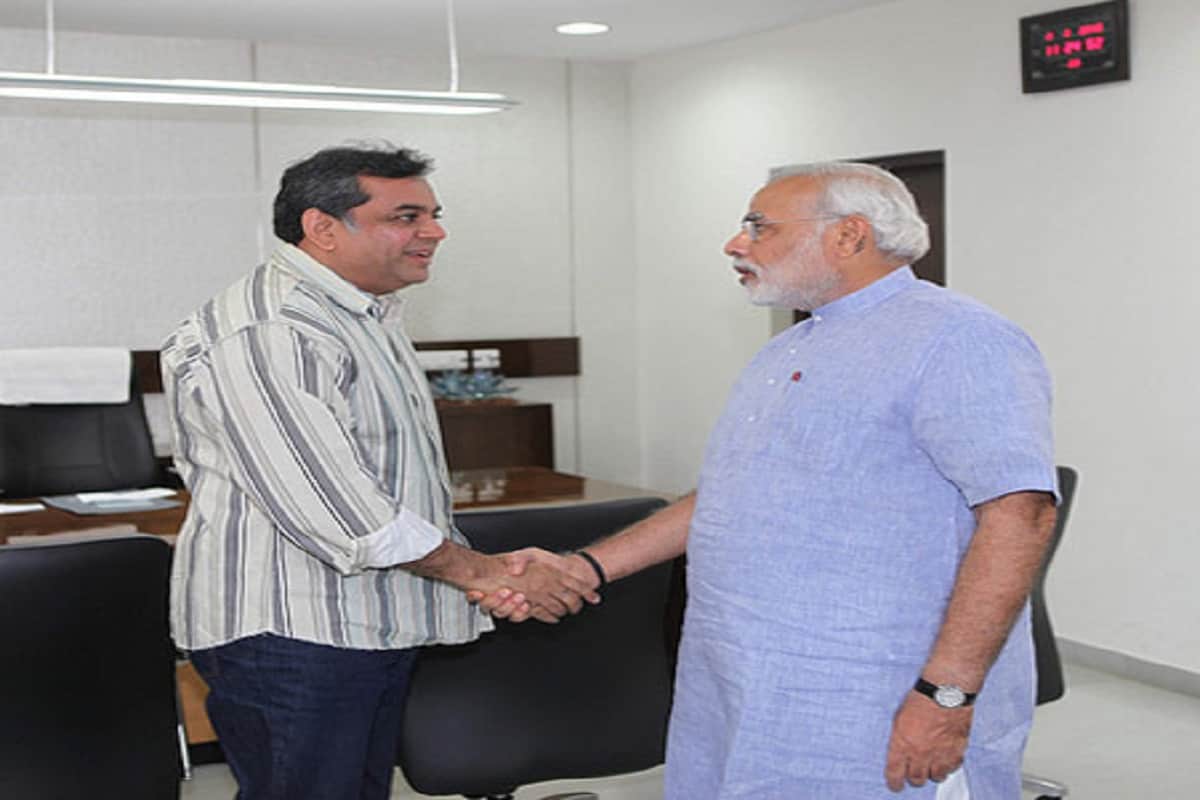 Paresh Rawal says no one can play PM Narendra Modi better than him on screen 