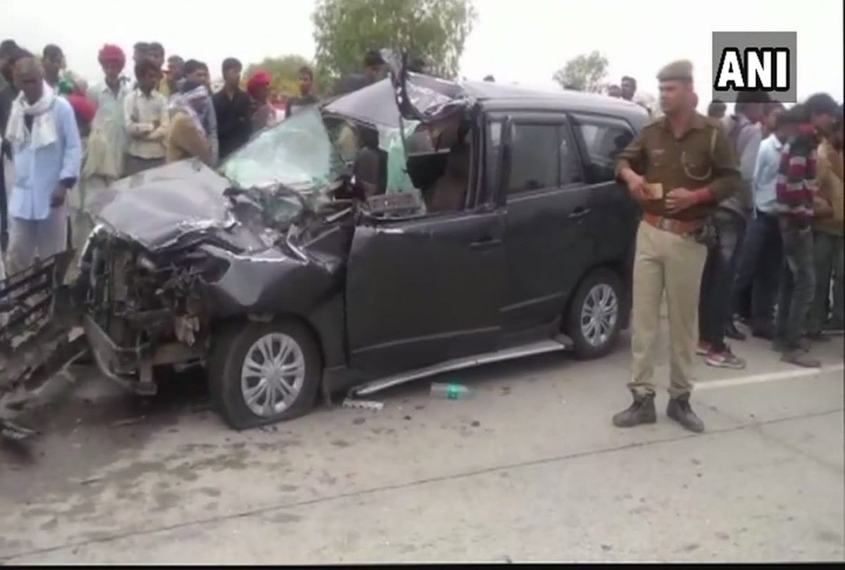 jashodaben seriously injured in car accident near chittorgarh