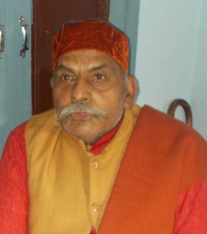 kasganj tri color unfurled on chandan house 