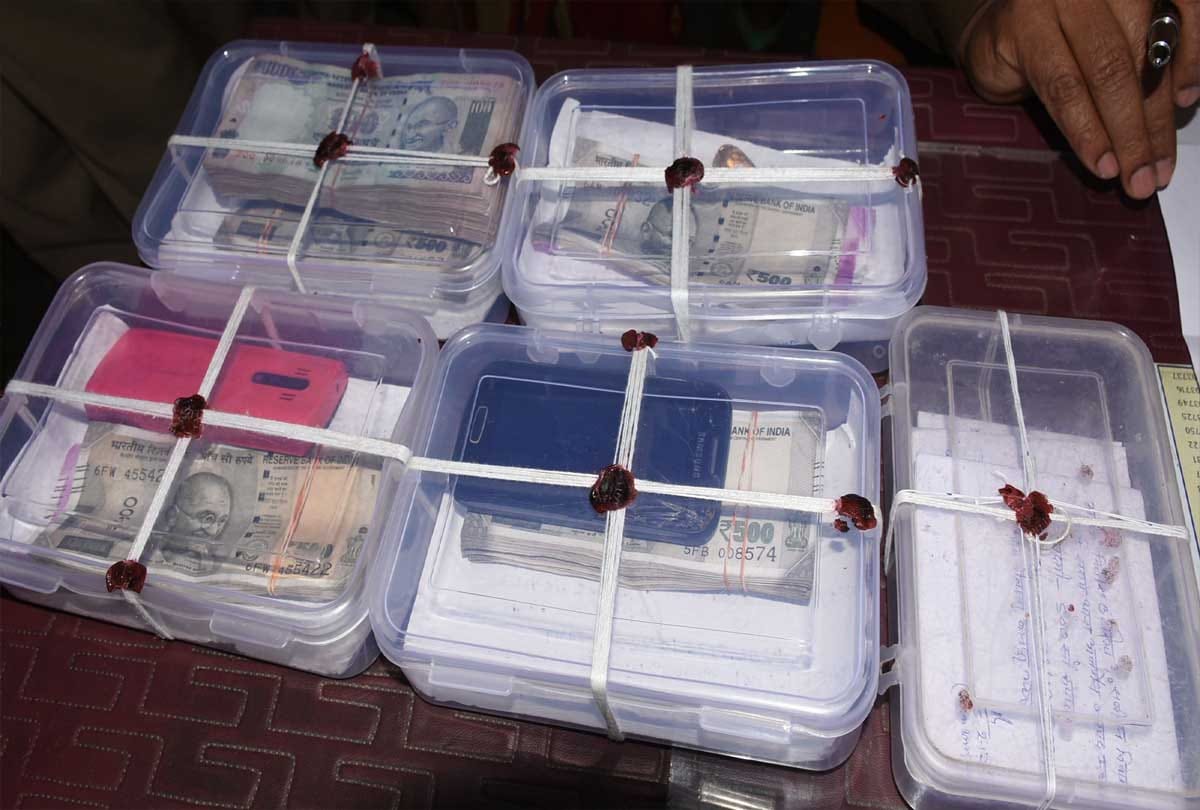 Son's gang steals and mother used to help