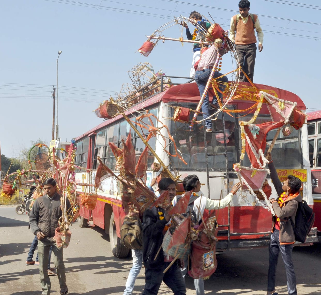 kawandiye entered in amroha-gajraula