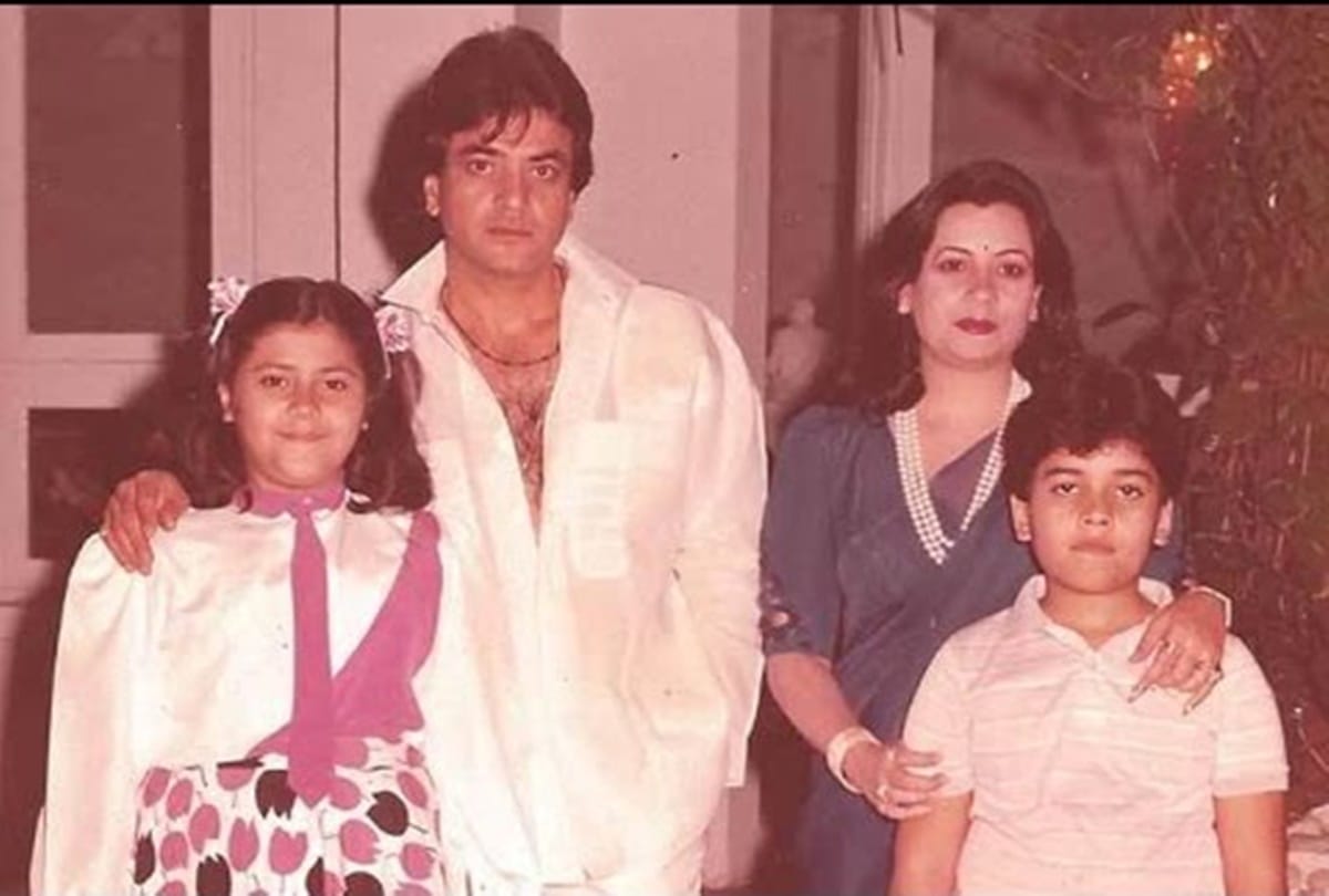 actor jitendra cousin wrote a letter and describe the whole incident about that night