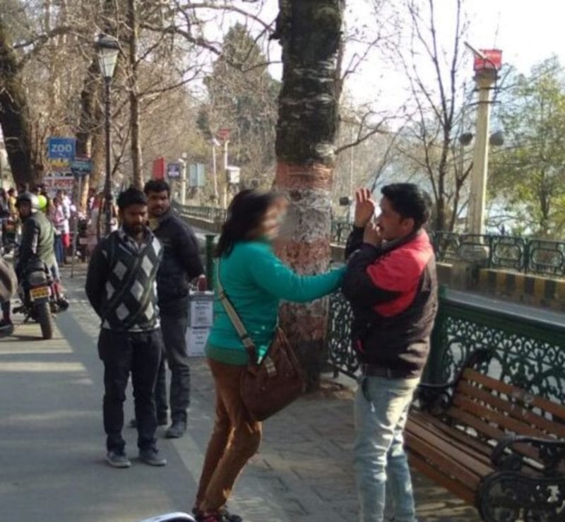 lady follow eve teaser on bike and beat them