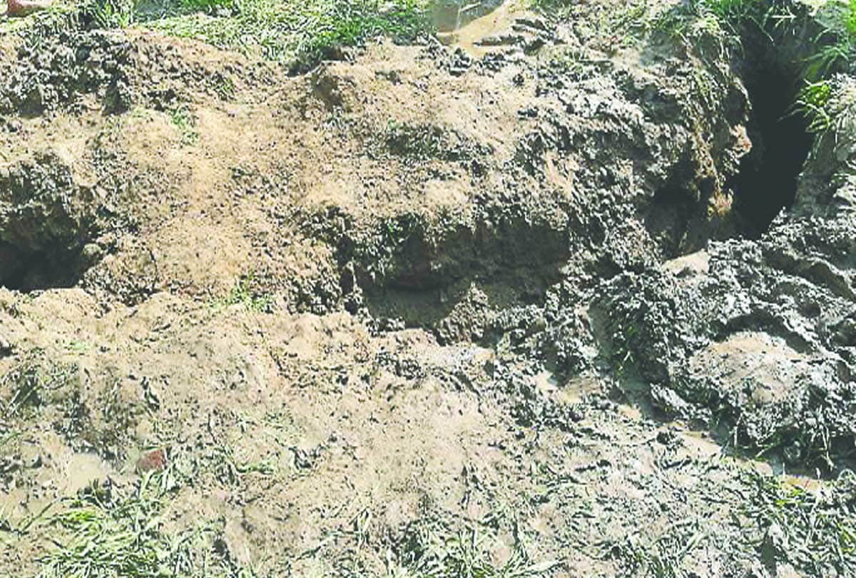 Scientists are telling reason for cracks in ground