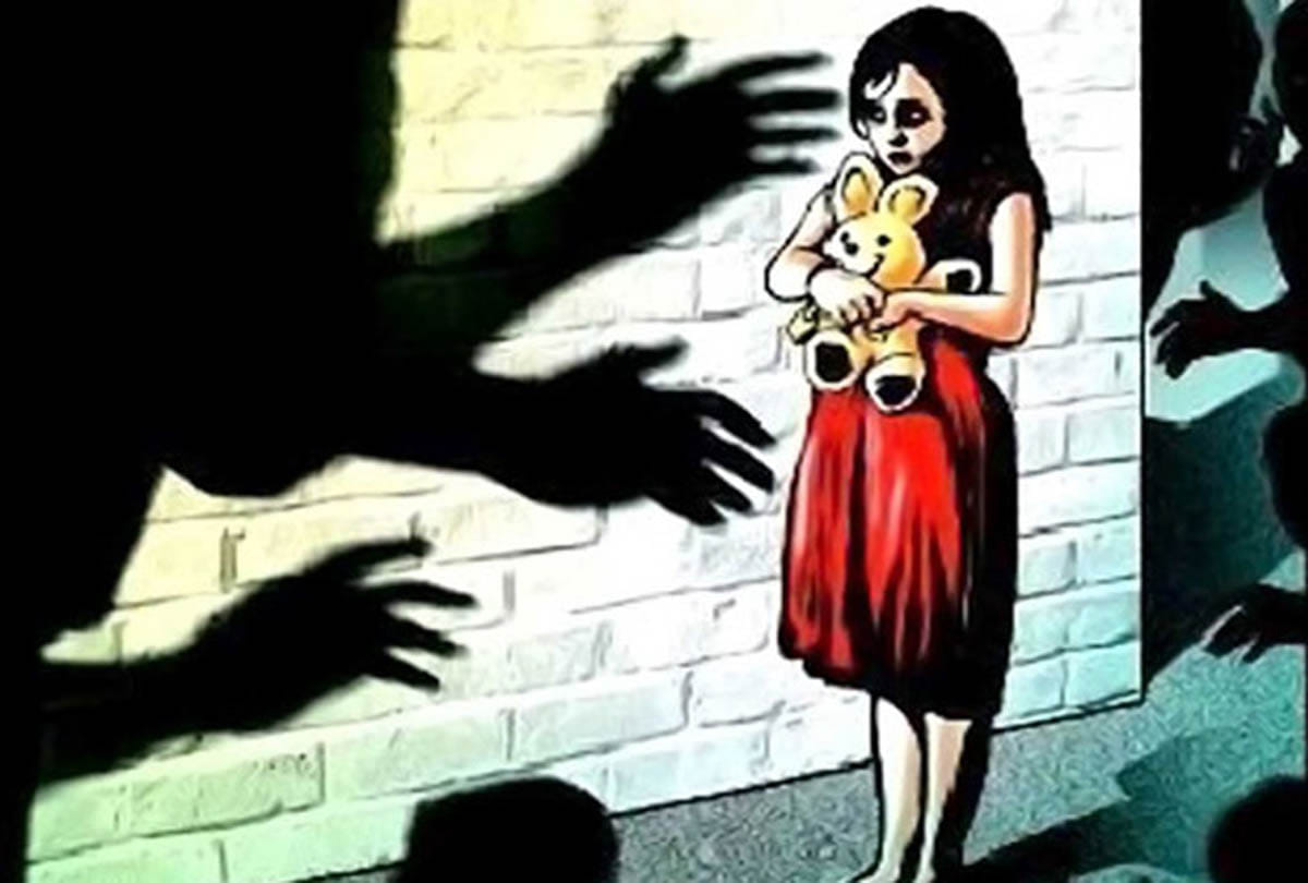 girl raped dragging in bushes