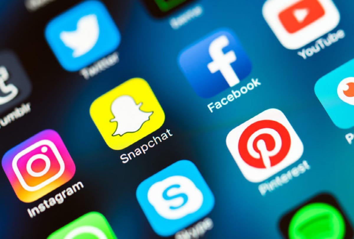 rajasthan jaipur war at social media about a police constable caste