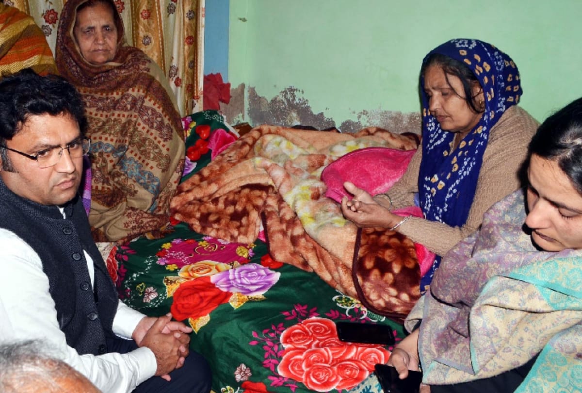 martyr kapil kundu mother is unhappy with cm manohar lal khattar and his government and mps