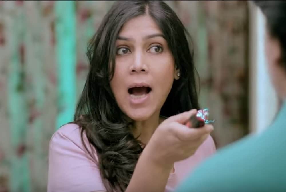 Sakshi Tanwar and Ram Kapoor are back with their lip lock Scene in Karrle Tu Bhi Mohabbat 2