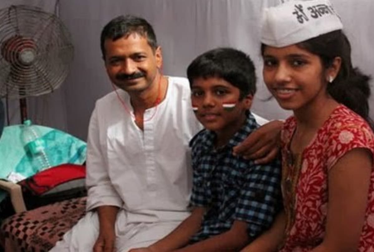cbse results 2019 delhi cm arvind kejriwal son pulkit pass class 12 with 96 percent marks