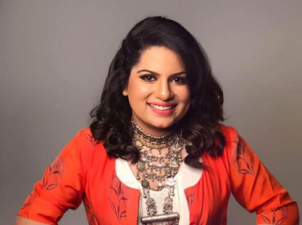 mallika dua give controversial statement on pulwama attack