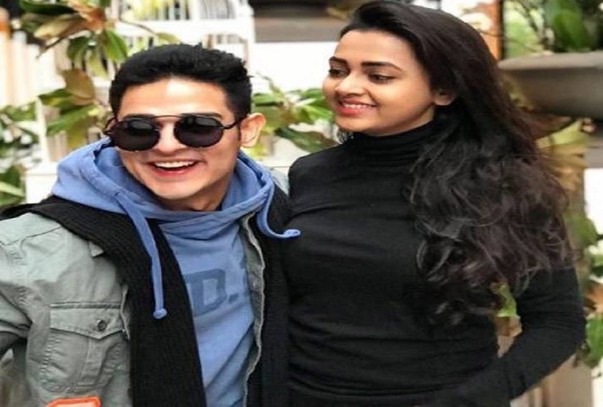 a female fan propose to bigg boss ex contestant priyank sharma 