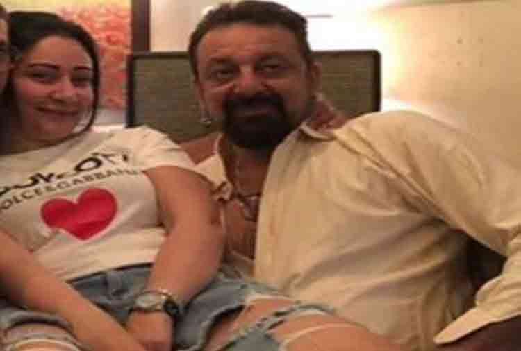 sanjay dutt and manyata dutt partying for completing 10 years of marriage