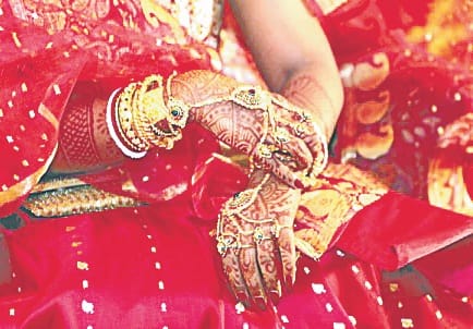 woman thrown out of the house by husband