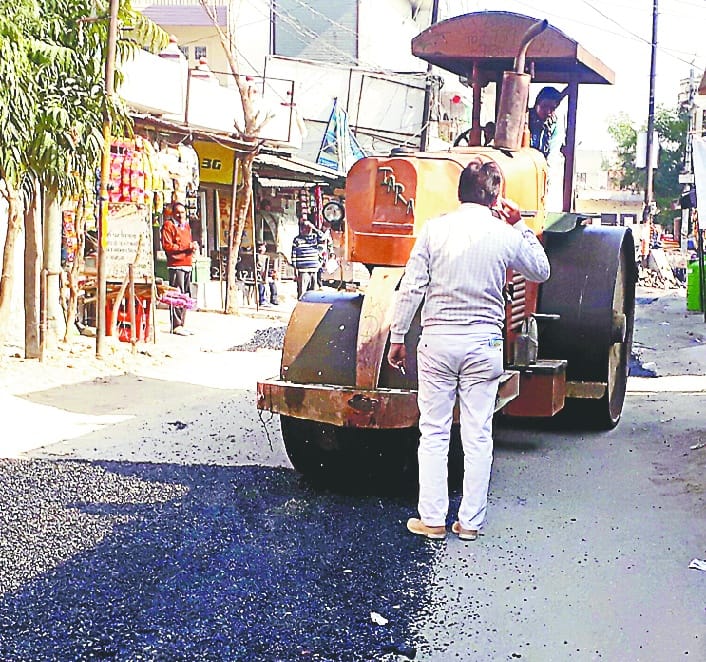  What happened that the councilor had to stand in front of the roller to stop construction