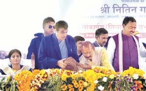 Gadkari's "blessings" taken by accused MLA for attack on Nandy