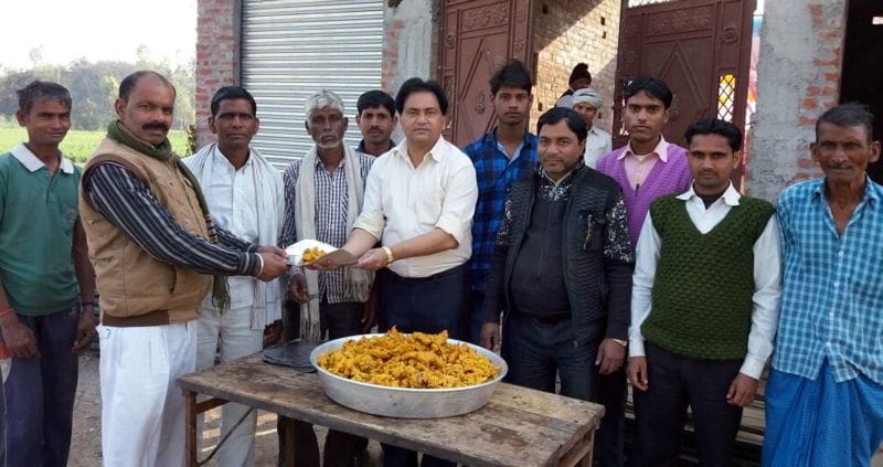 पीएम मोदी के बयान की निंदा, कांग्रेसियों ने बेचे पकौड़े