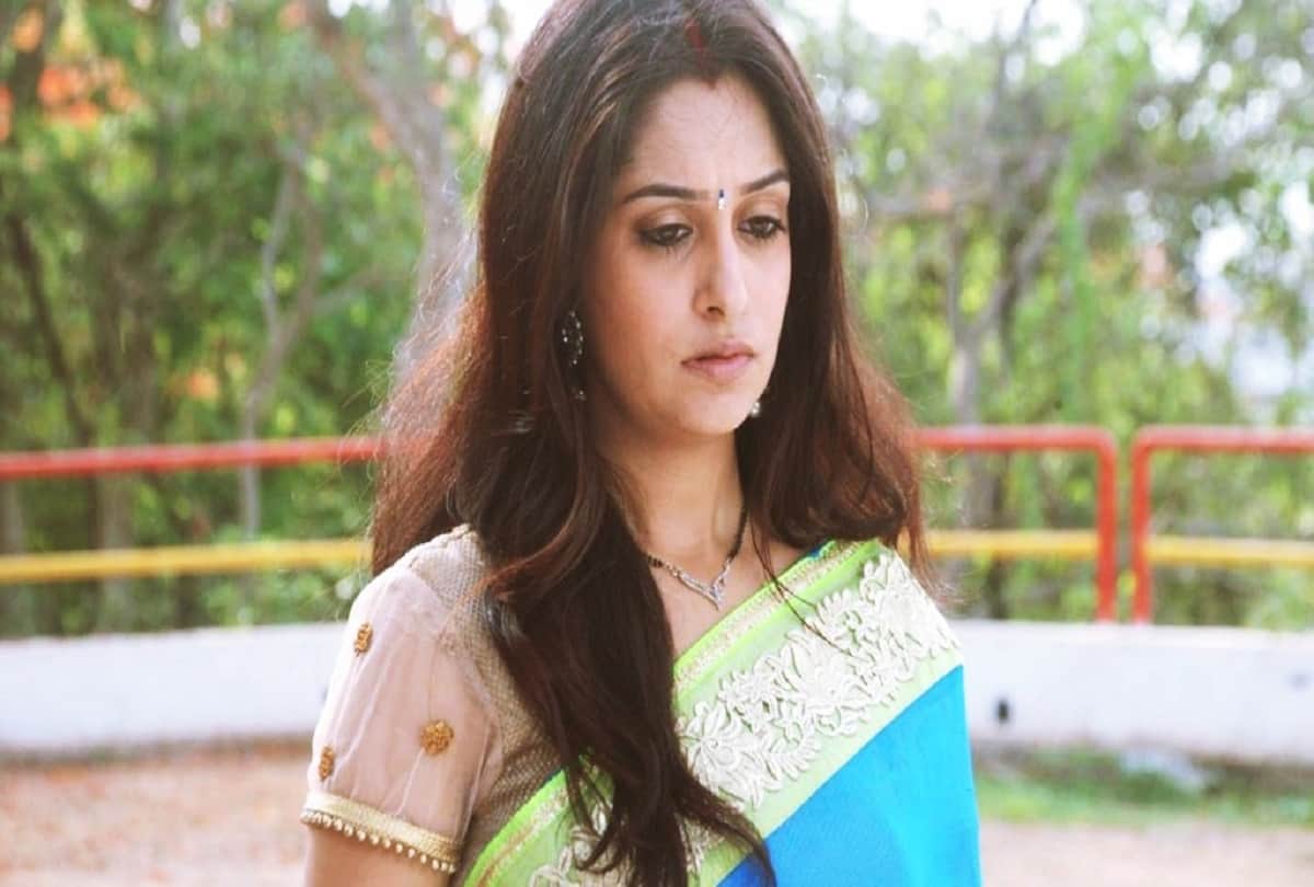 tv actress dipeeka kakar all set to make her bollywood debut in film paltan 