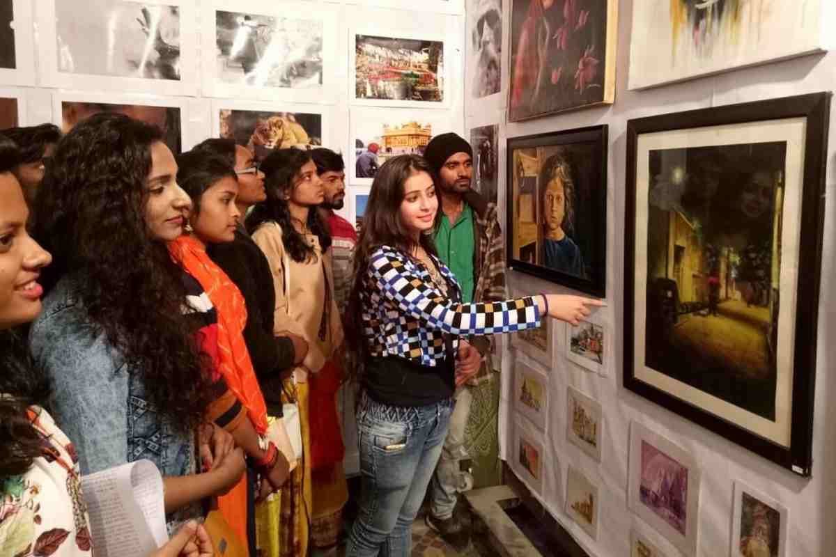  Kashi enamelling attract foreigner in saudi arabia