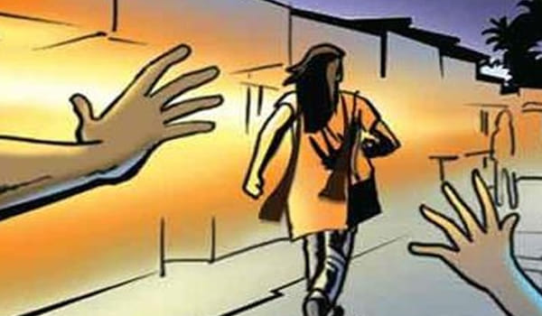 threat to the banker girl in agra