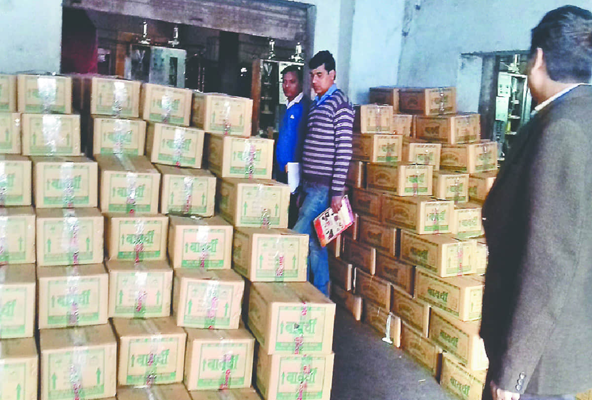 raids in factories of Mantora Oil by State GST 