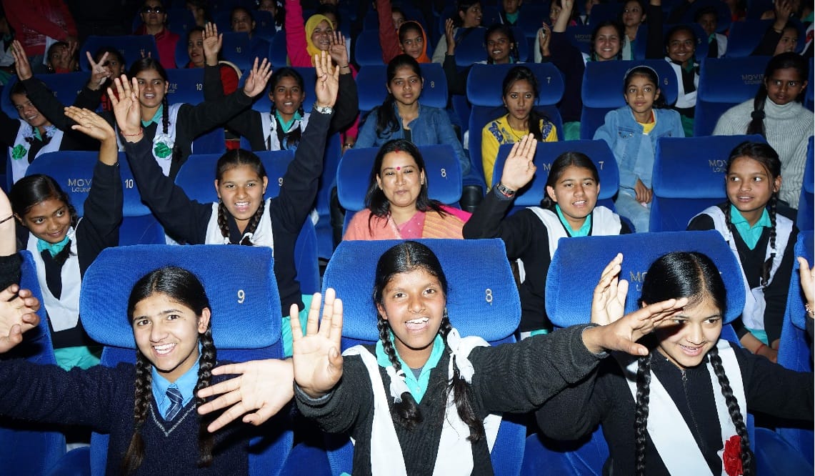 Padman Sanitary napkin will get from vending machine