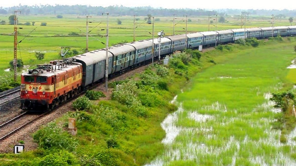 railway to start special trains for holi occasion