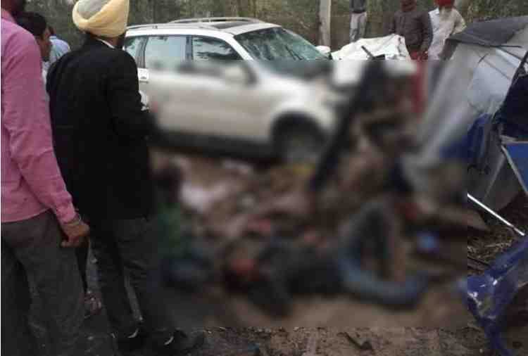 six people killed in fortuner car and auto accident near shri ganganagar