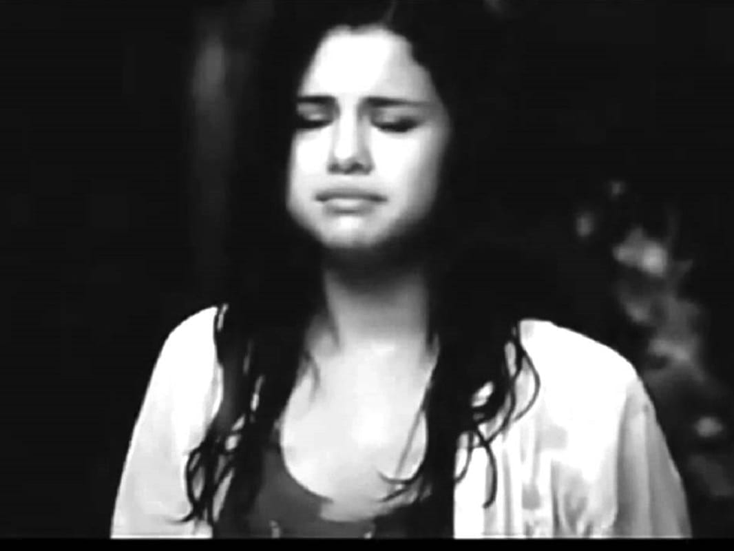 Selena Gomez suffering from anxiety and depression, feels its a life long affair now