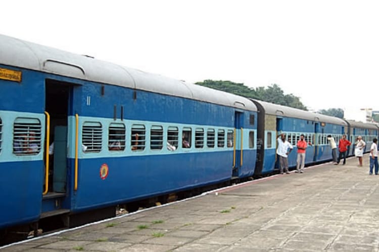 two special trains will run for mumbai 