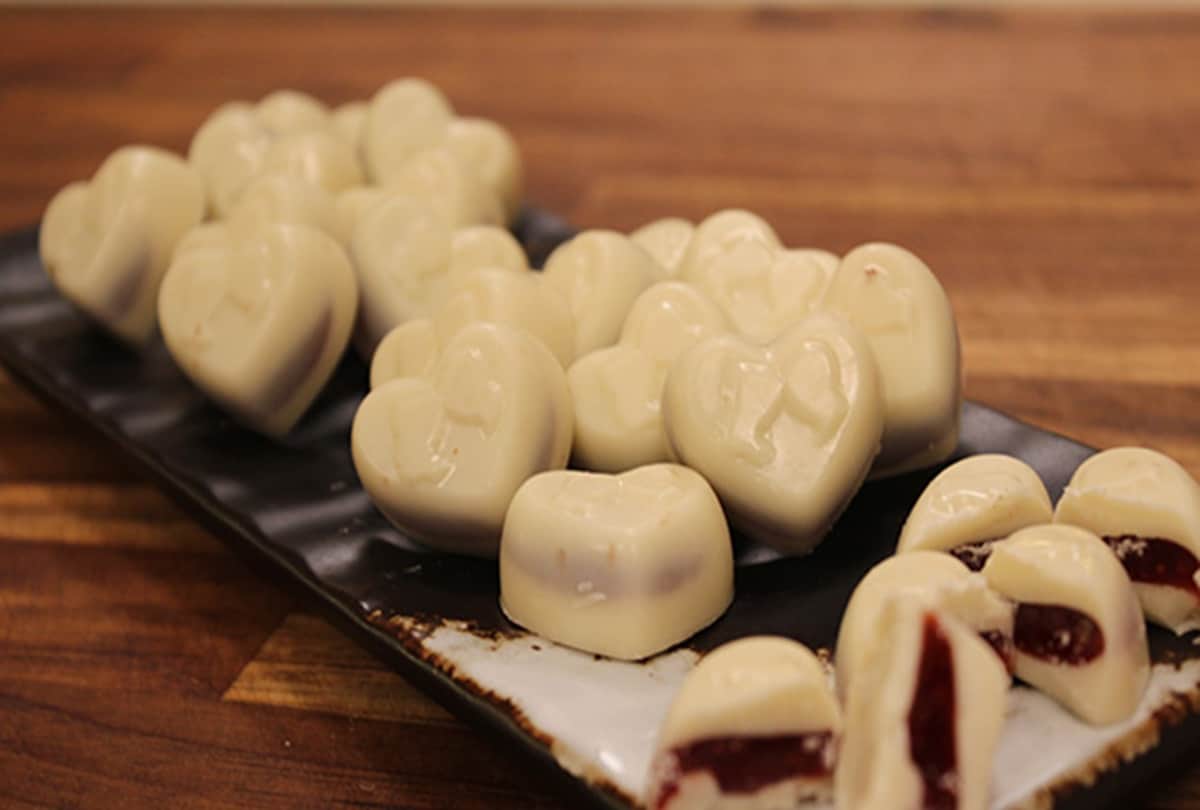 Chocolate Day 2019 Types Of Chocolates To Gift Girlfriend