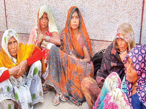 Woman herself killed fire, death
