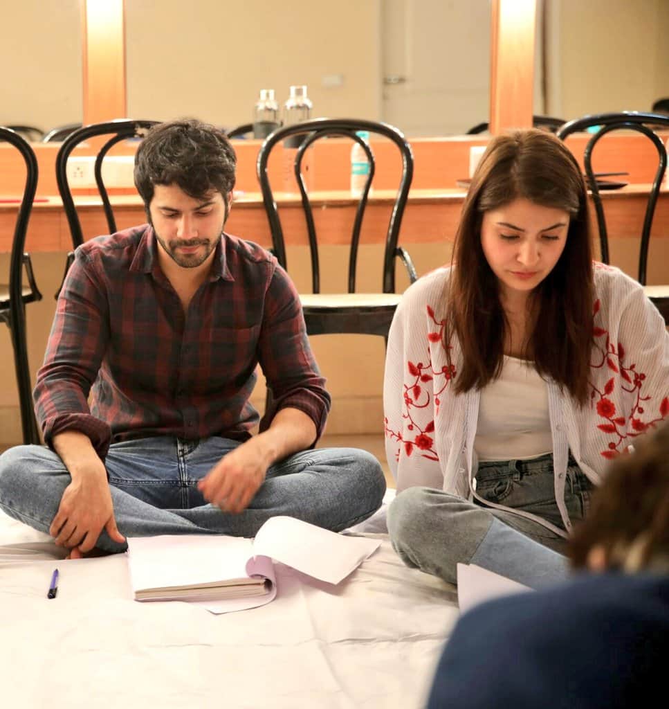 anushka sharma and varun dhawan cycle ride ten hours for the film sui dhaaga made in india