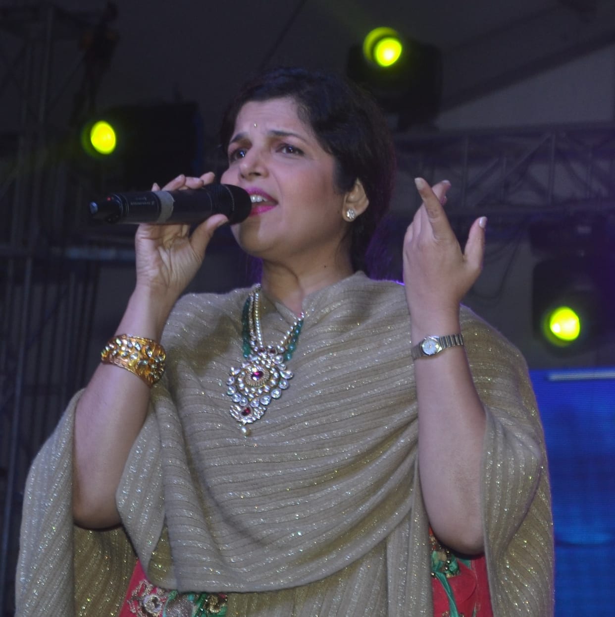 यशोमति मैया से बोले नंदलाला...