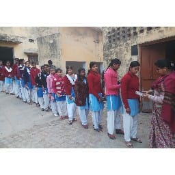 एक मुन्ना भाई समेत नकल करते पांच धराए
