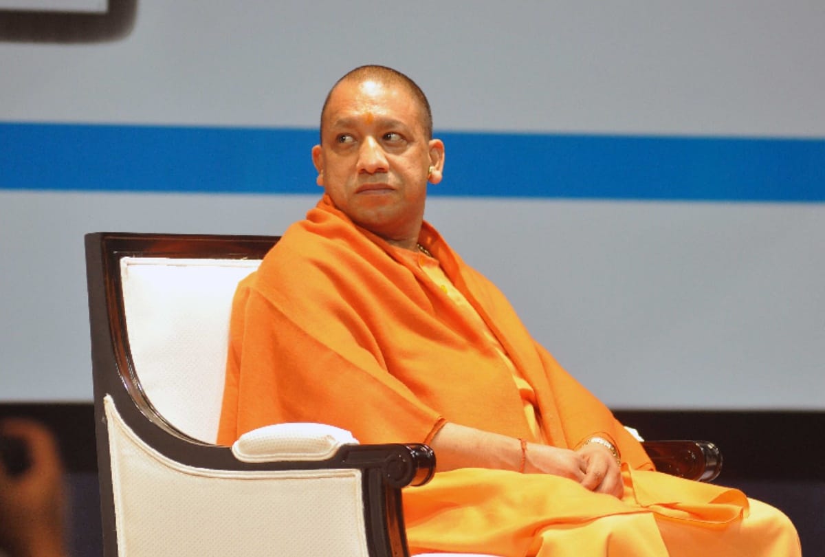 Yogi Sarkar started to withdraw cases related to riots