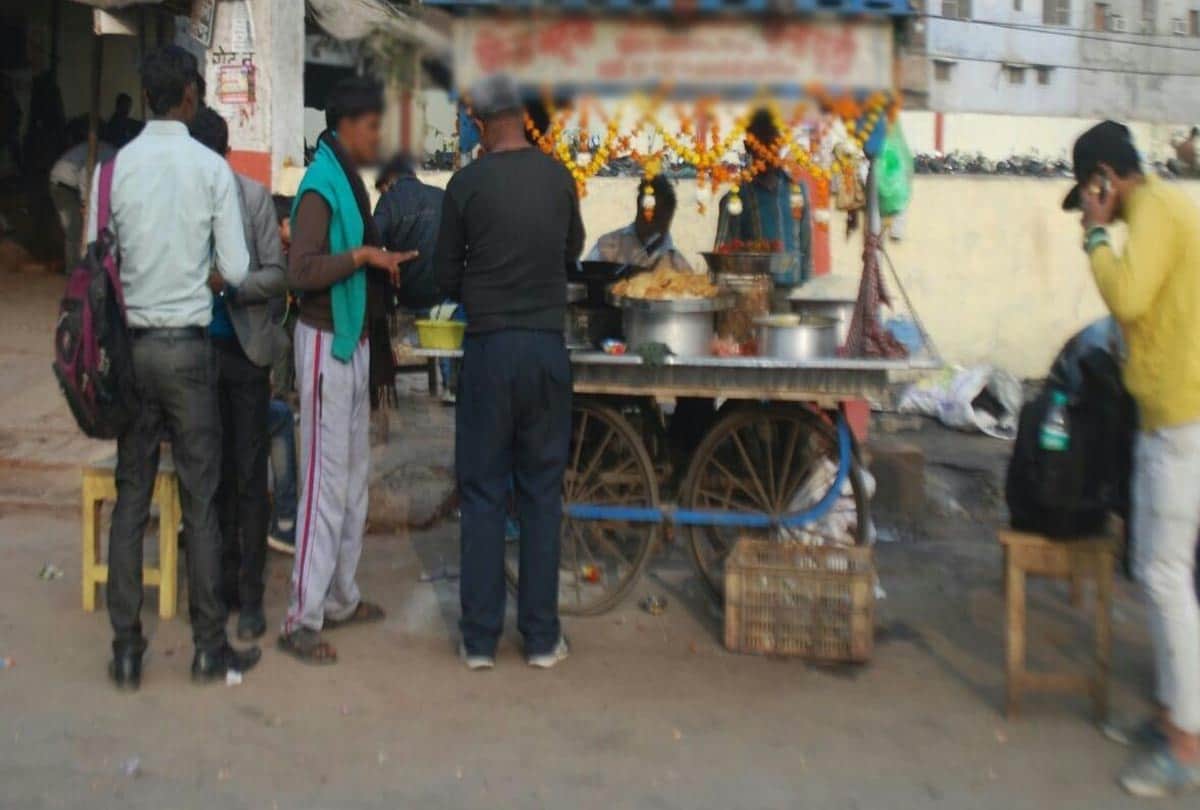 Coaching market hub of Charas supply in kanpur