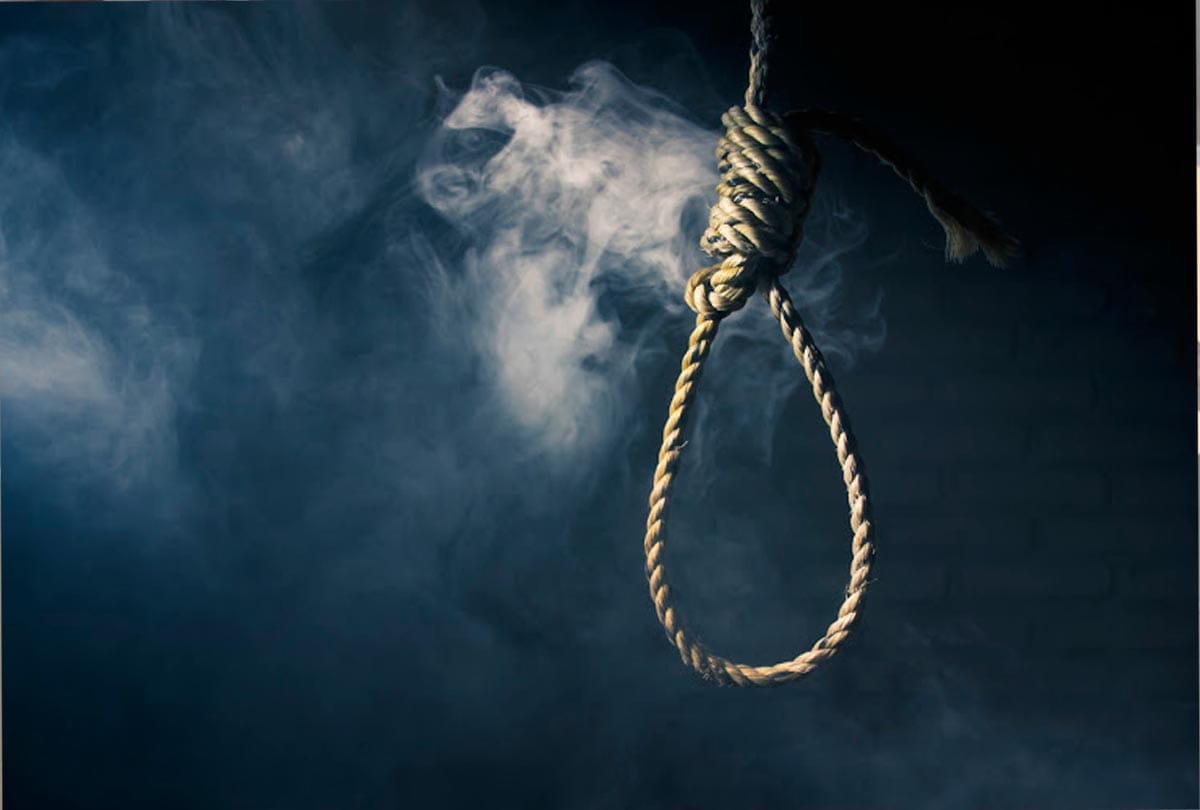 Student of class 9th committed suicide