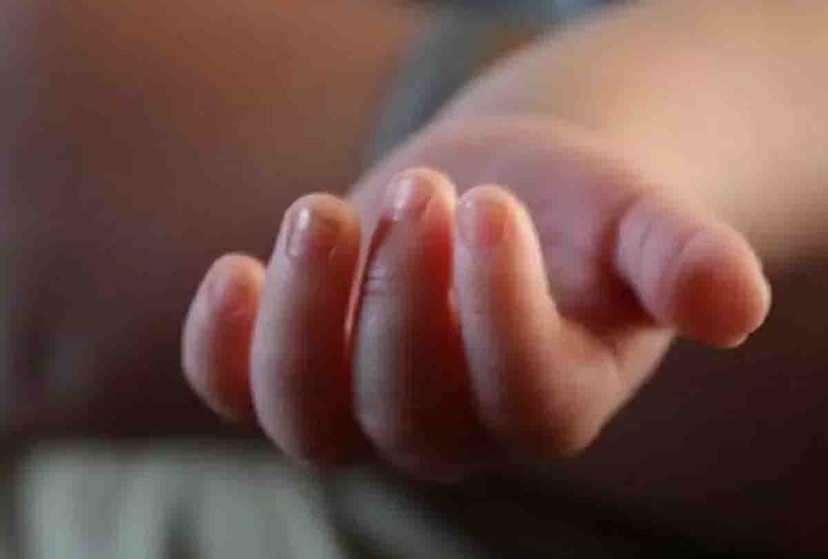 3 year old girl murdered in kanpur