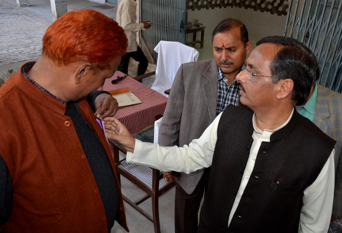Deputy Chief Minister of Aligarh, to review the administration