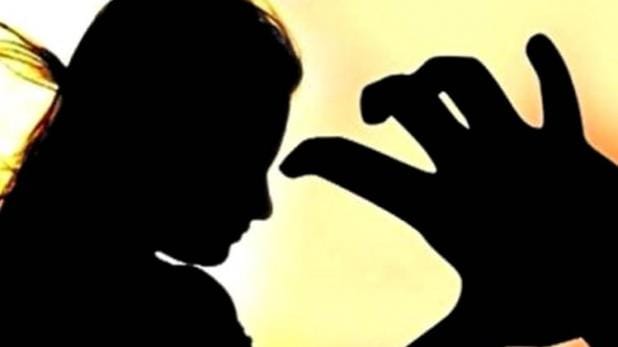 agra young man threat to schoolgirl 