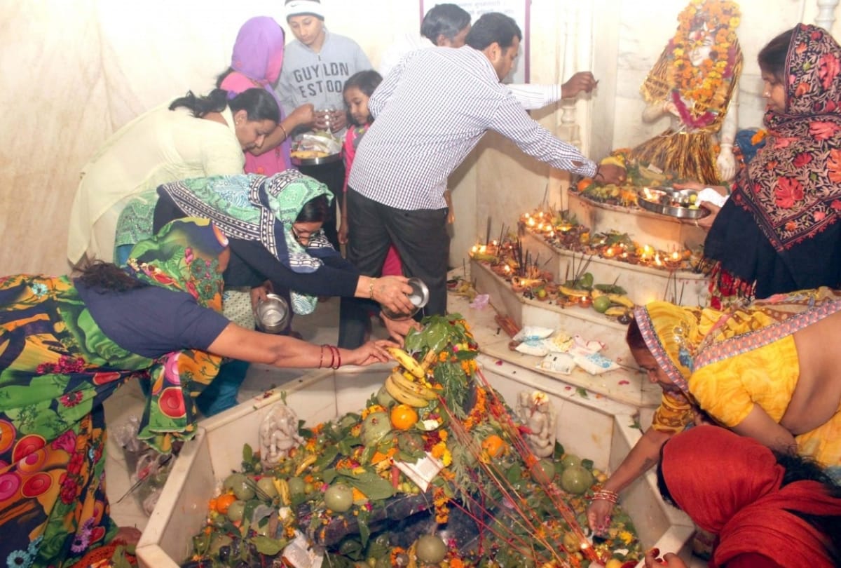 maha shivaratri 2018: 13 or 14 february, know when in your city maha shivaratri is being celebrated